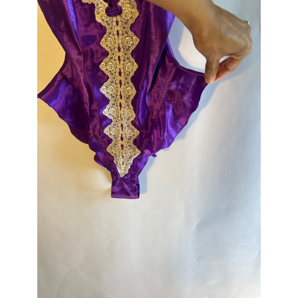 Vintage Victorias Secret Gold Label Purple Satin Lace Ruffle Bodysuit Size P XS - Picture 5 of 6